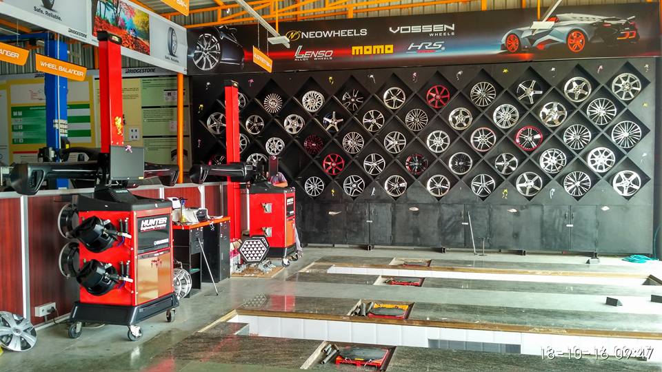 Dhinaas Tyres – Trichy